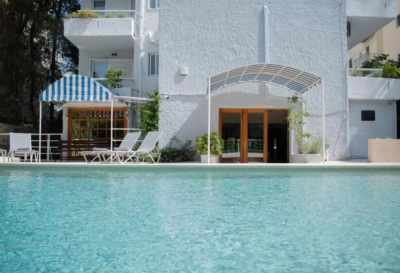 Stefanakis Hotel & Apartments