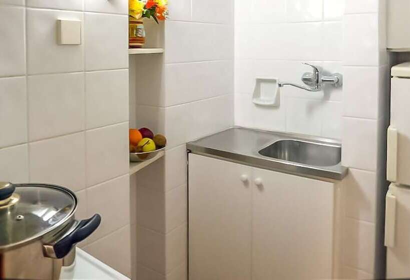 Zina Hotel Apartments