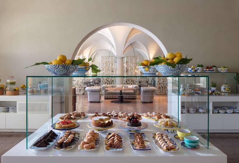Anantara Convento di Amalfi Grand Hotel