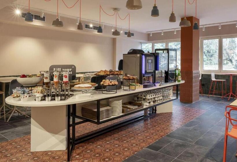 B&B HOTEL Como Baradello