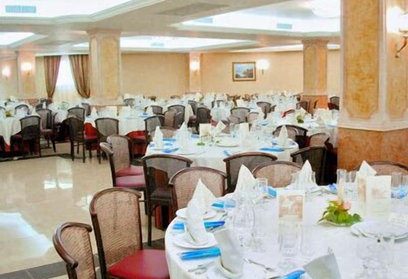 Отель Akrabello