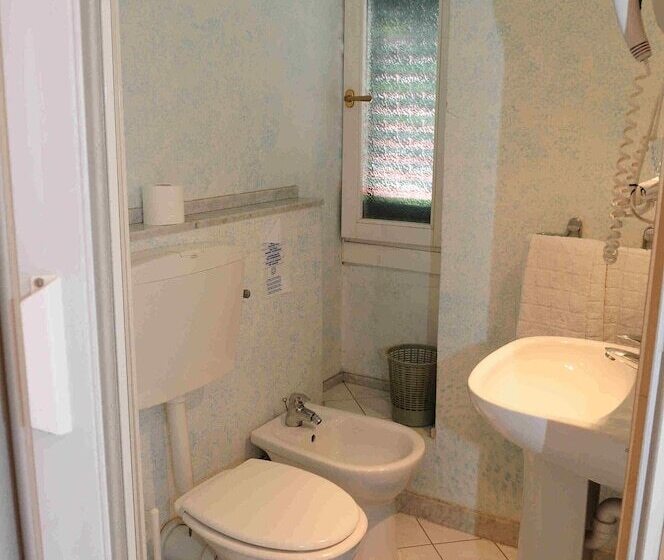 ホテル Albergo Belvedere