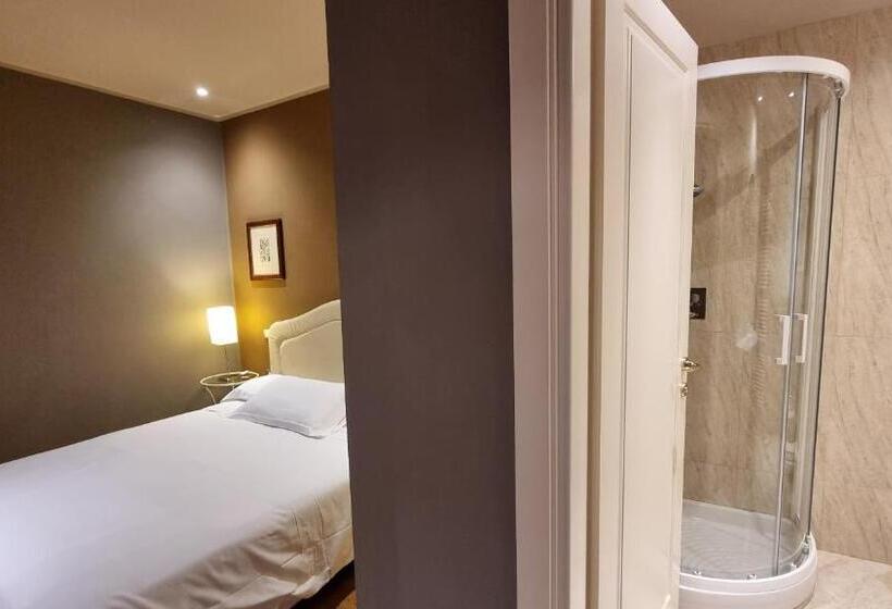 ホテル Albergo Trieste