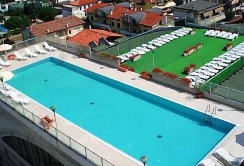 فندق Alexander Palace