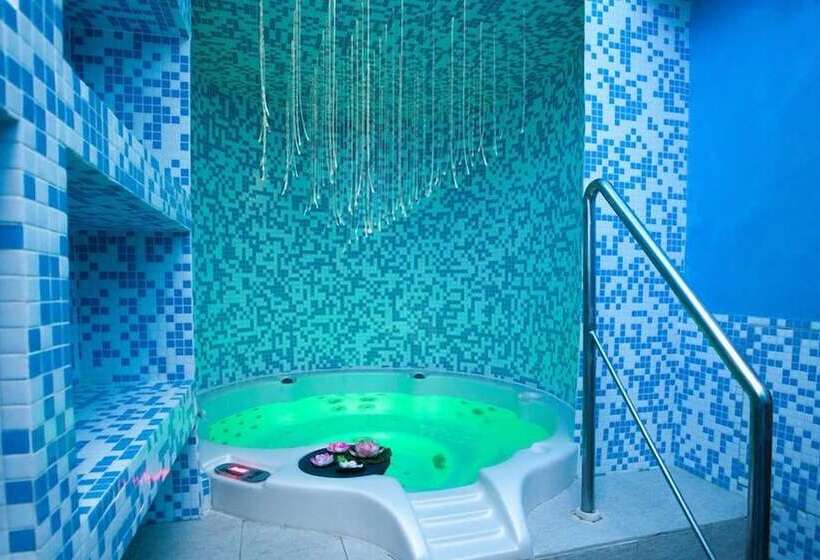 فندق Alexander Palace