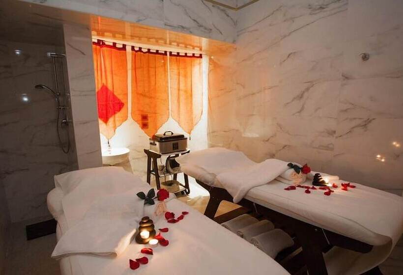 فندق Alexander Palace