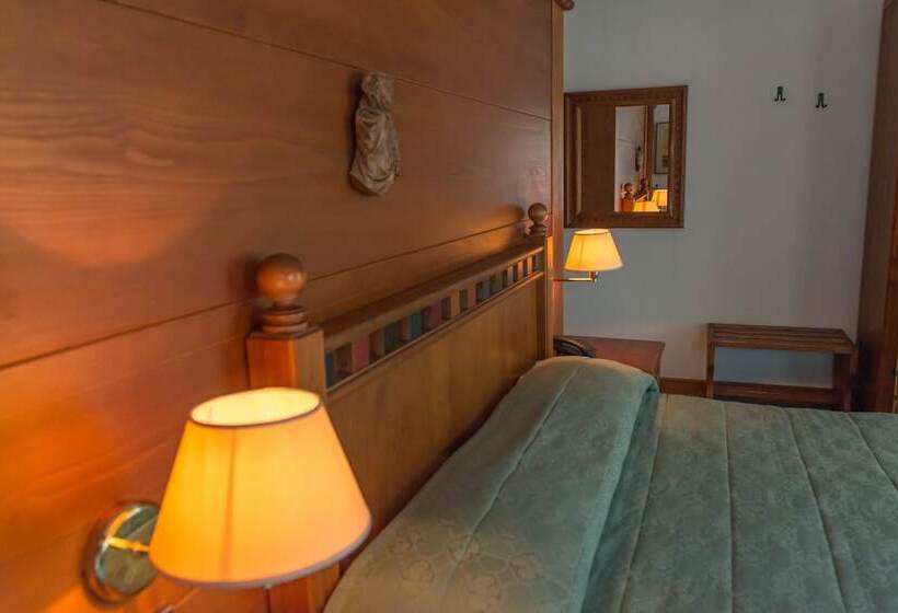 Отель Alla Posta Famiglia Pra Dal 1866 A Caprile