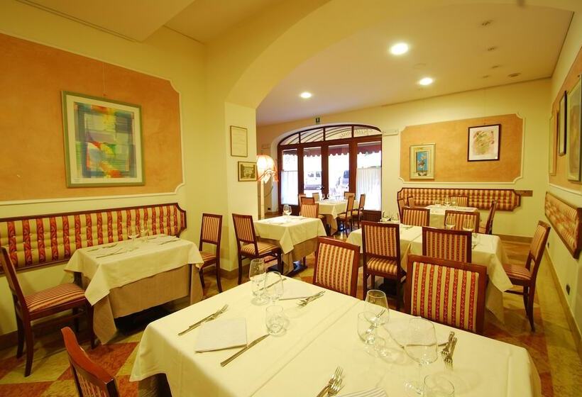 Alla Rocca Hotel Conference & Restaurant