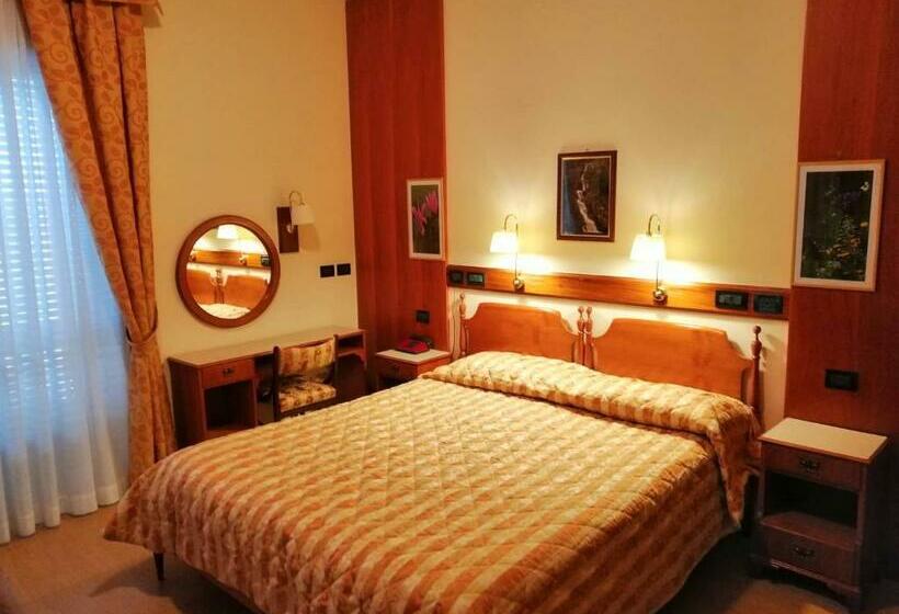 فندق Aquila & Edelweiss