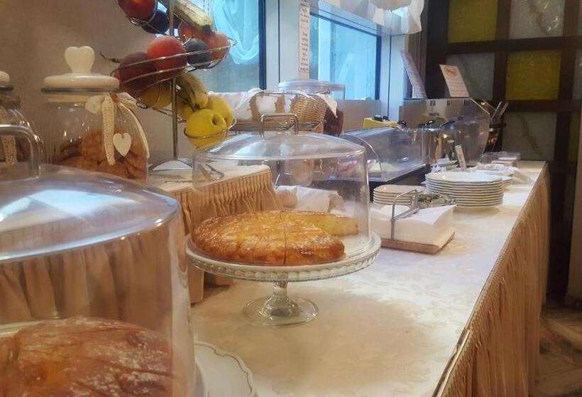 בית מלון כפרי Ariston