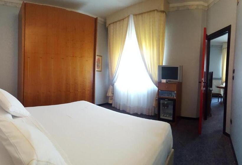 בית מלון כפרי Ariston