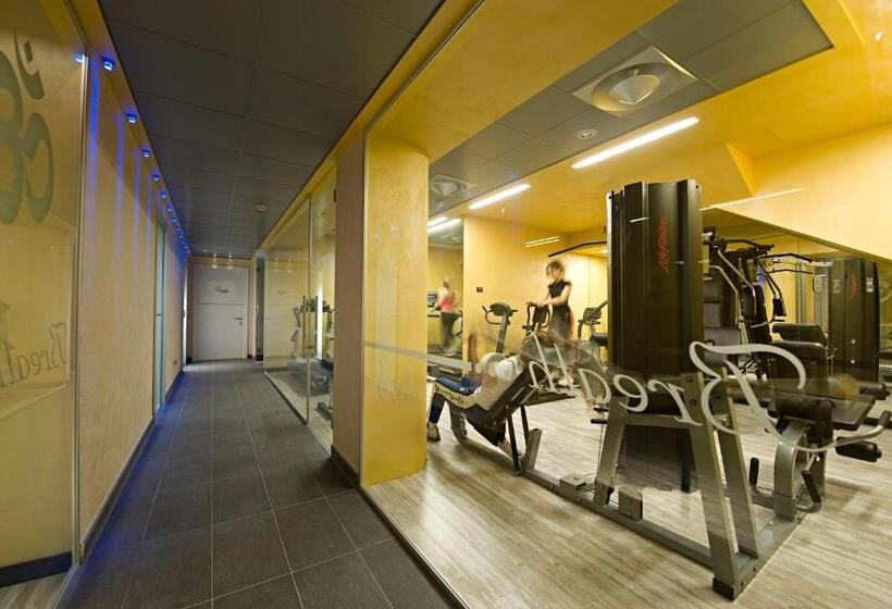 Arli Hotel Business And Wellness