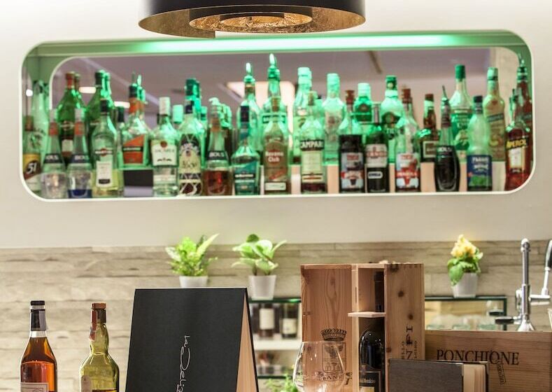 Arli Hotel Business And Wellness