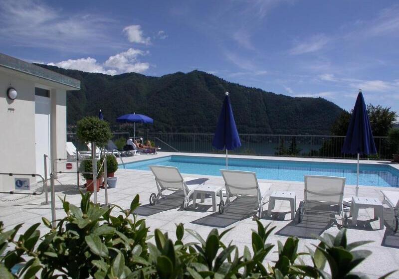 בית מלון כפרי Asnigo