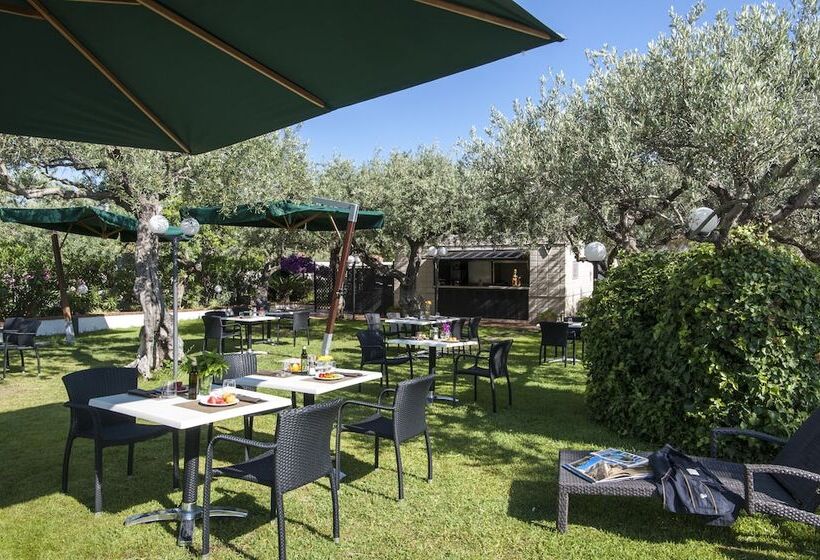 בית מלון כפרי Baia Del Capitano