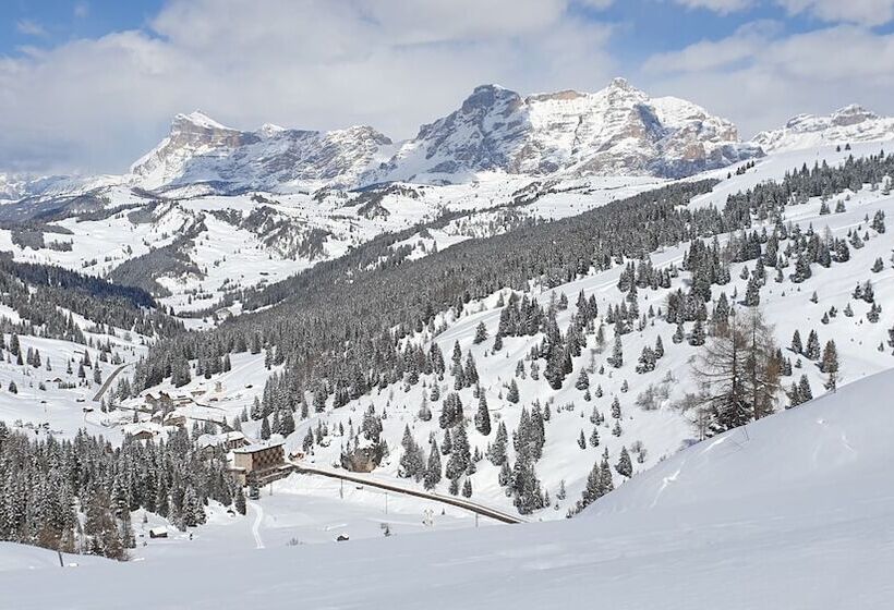 호텔 Boè Sport And Nature