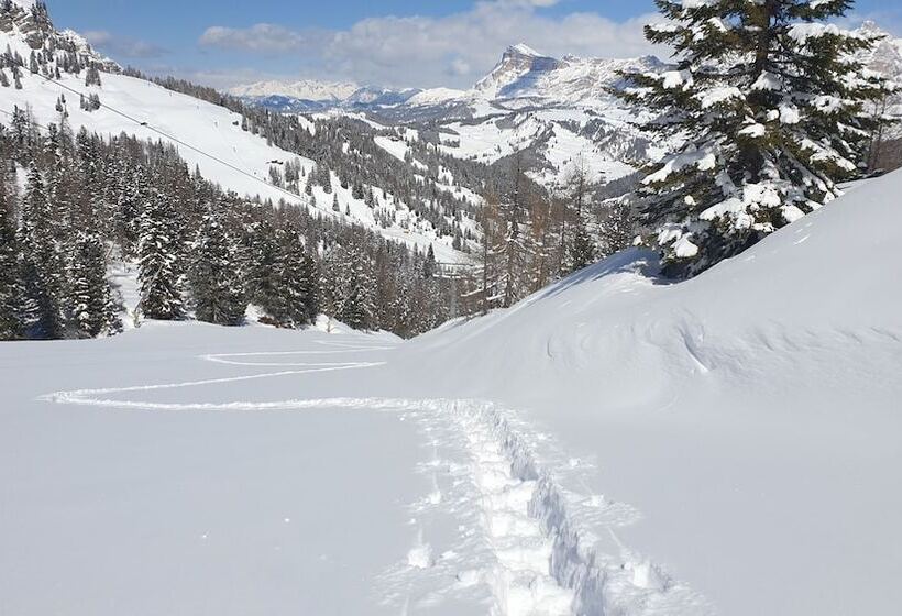 호텔 Boè Sport And Nature