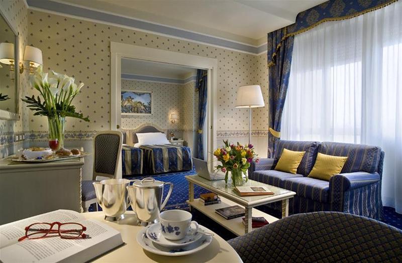 فندق Bristol Buja