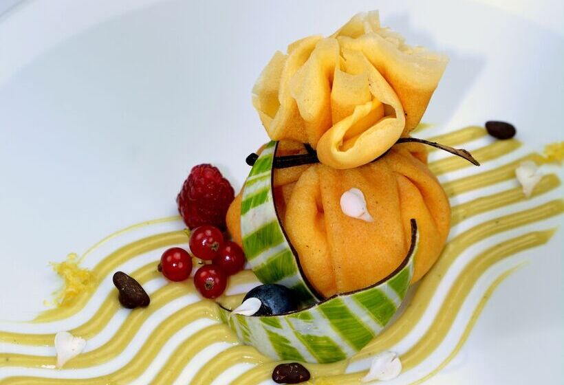 فندق Bristol Buja