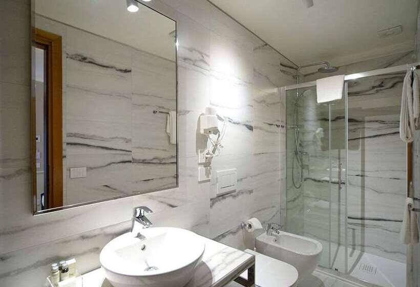 ホテル Canon D Oro