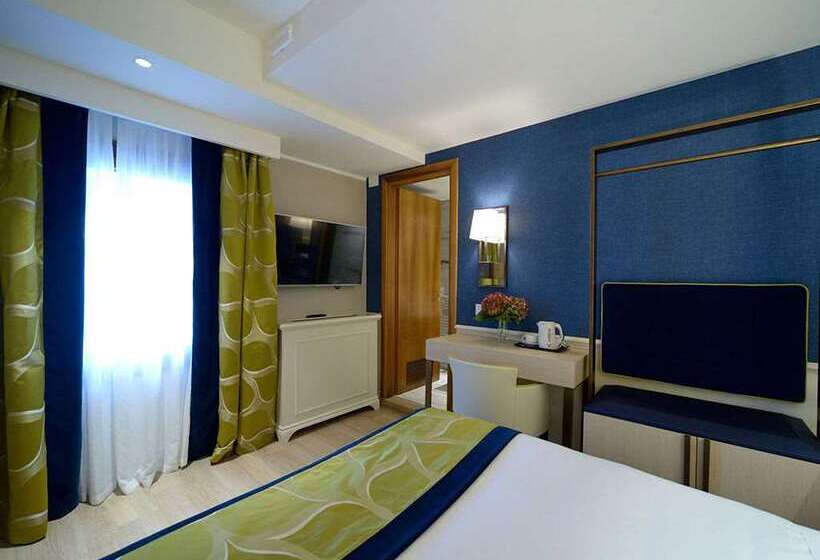 ホテル Canon D Oro