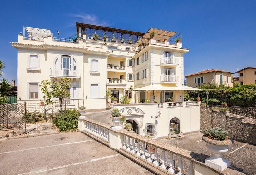 בית מלון כפרי Castel Vecchio