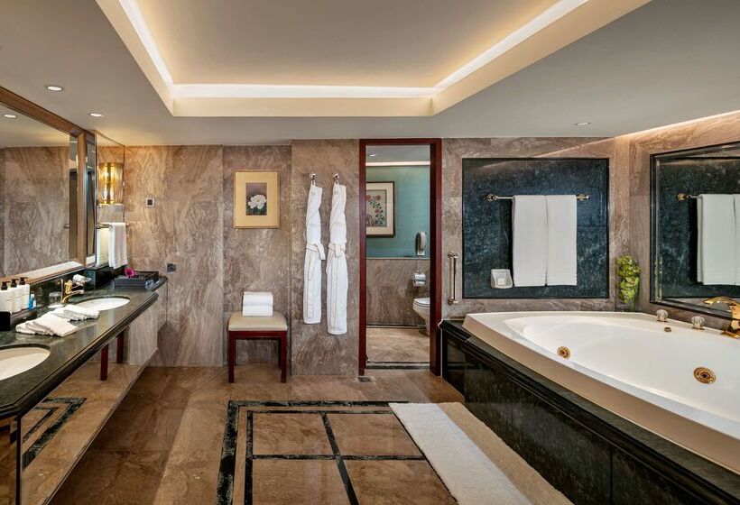 هتل Conrad Hong Kong