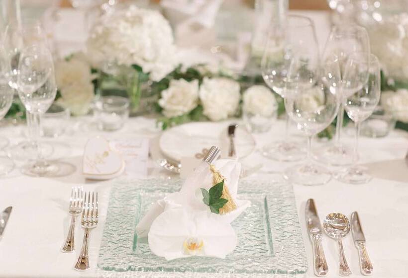 هتل Conrad Hong Kong