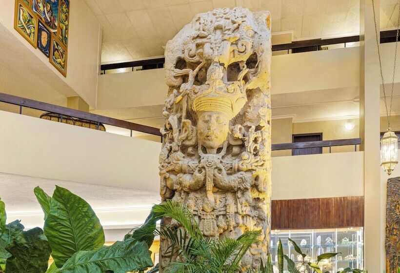 Copantl Hotel & Convention Center