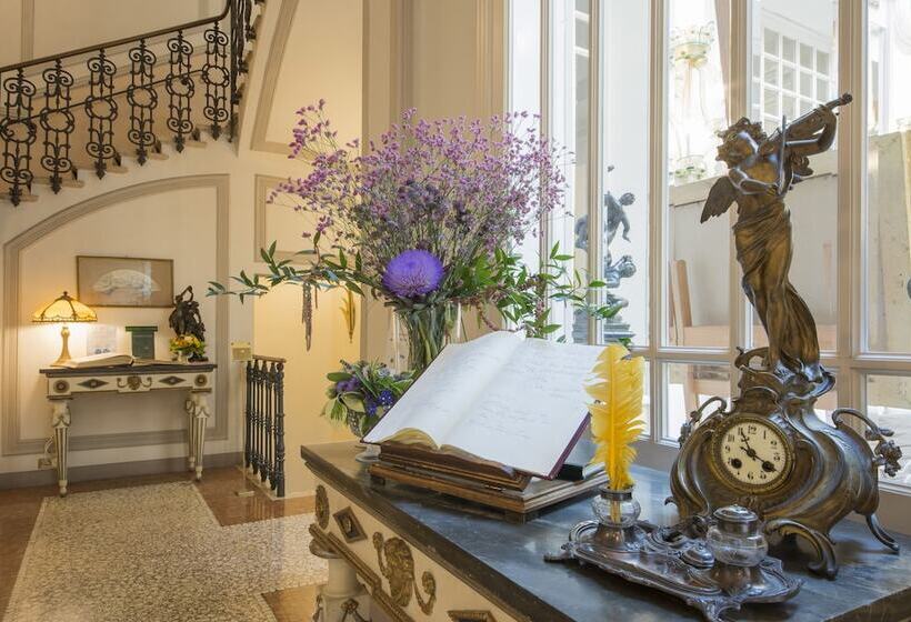 فندق Corona D Oro 1890