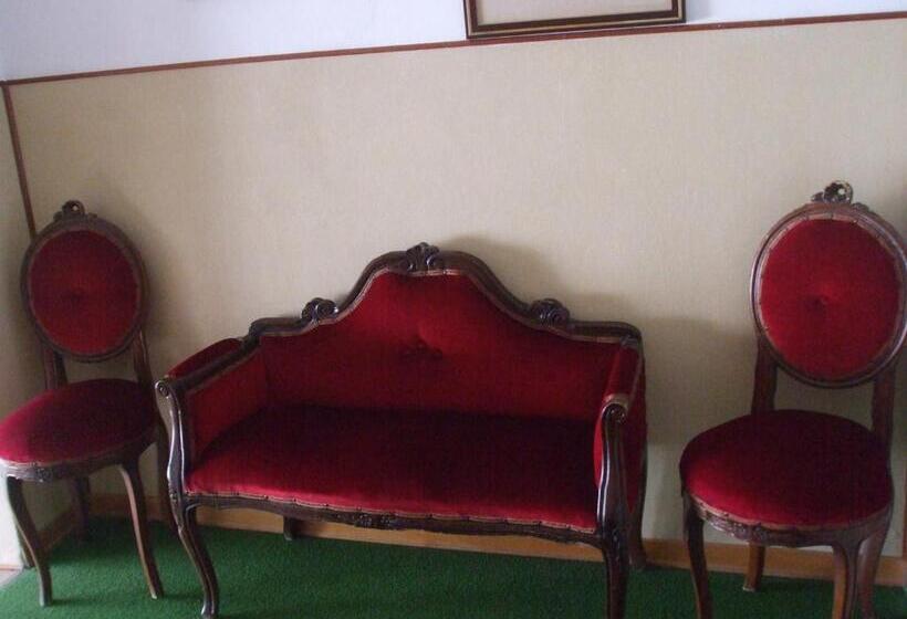 בית מלון כפרי Cucciolo