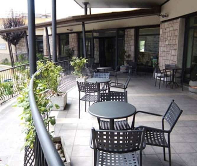 בית מלון כפרי Delle Rose