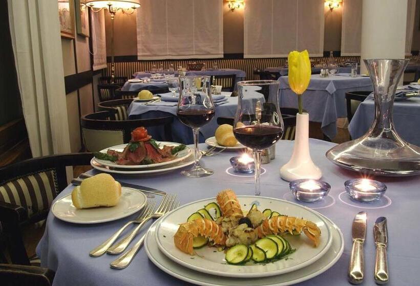 ホテル Des Geneys