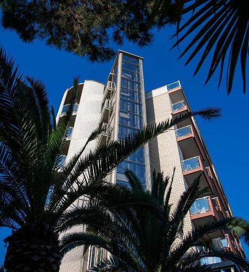 בית מלון כפרי Doge