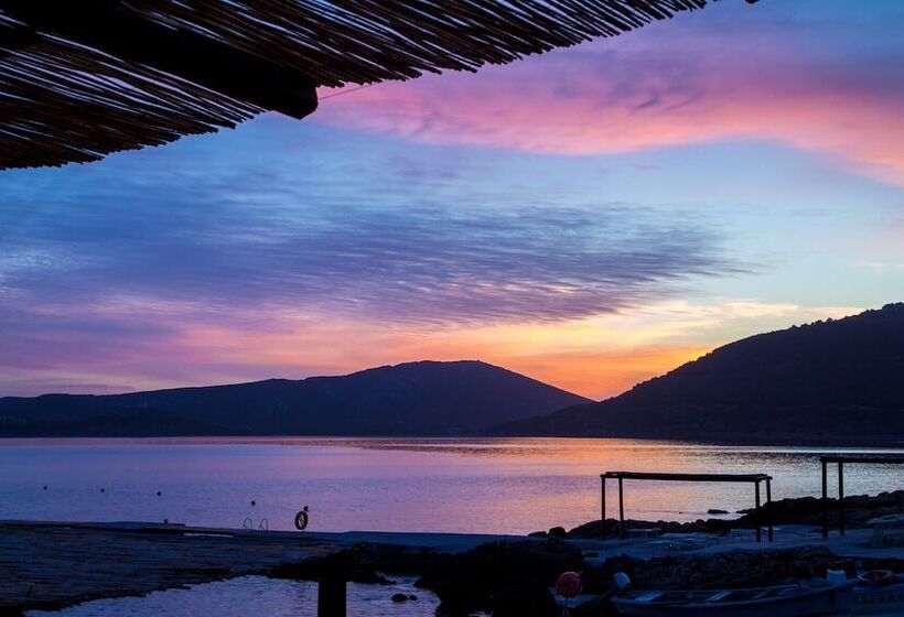 El Faro Hotel & Spa