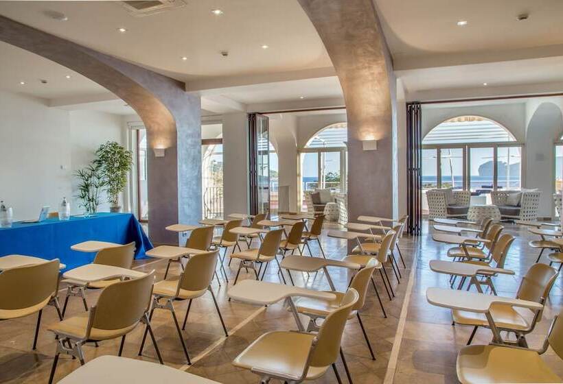 El Faro Hotel & Spa