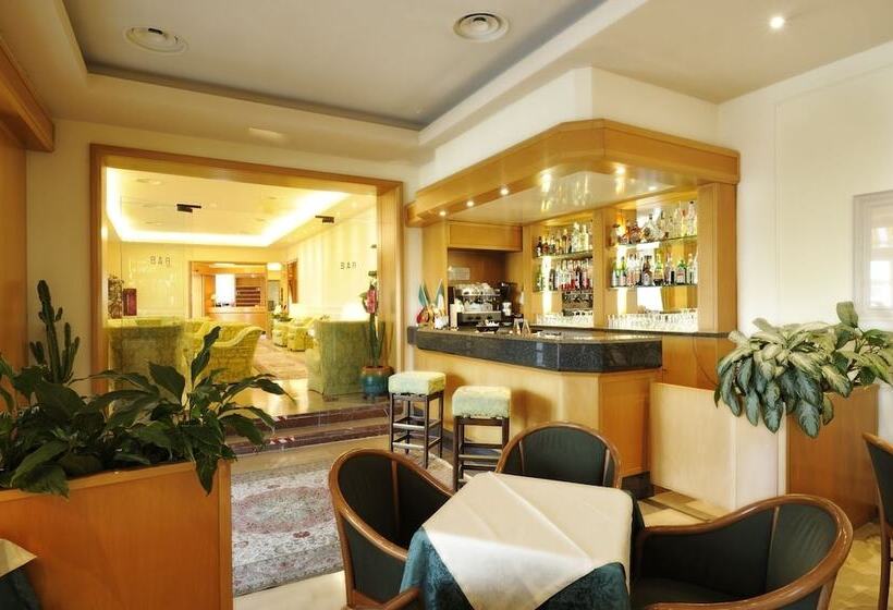 호텔 Europa & Concordia