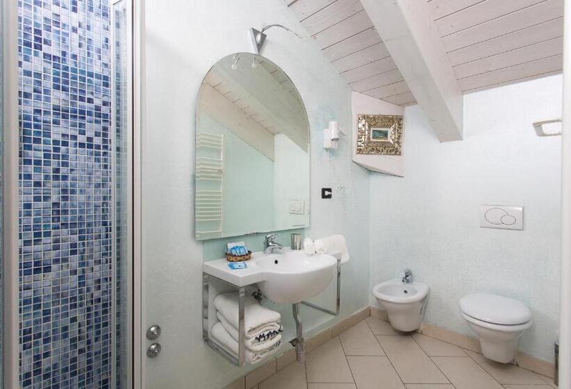 בית מלון כפרי Flora