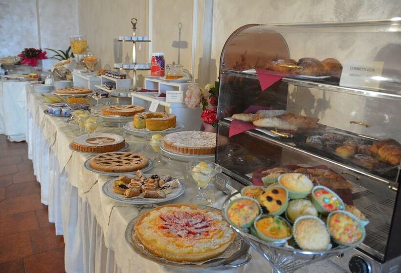 فندق Forum Palace