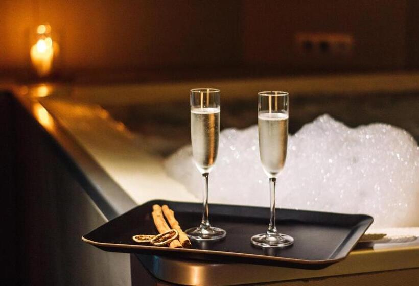 فندق Four Points By Sheraton Catania