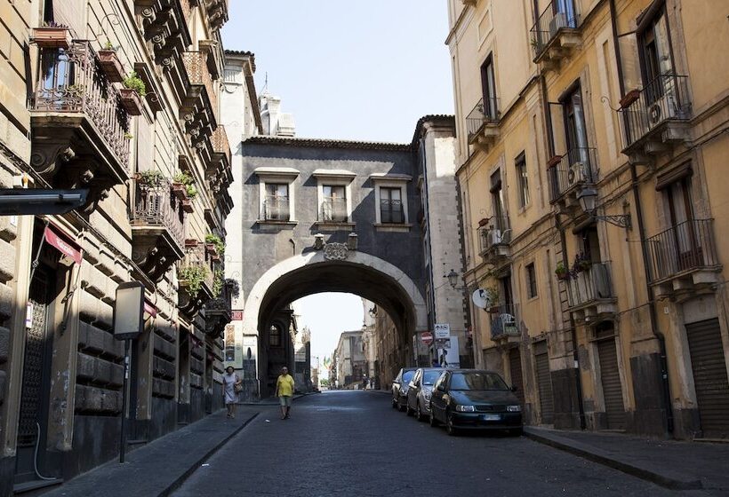 فندق Four Points By Sheraton Catania