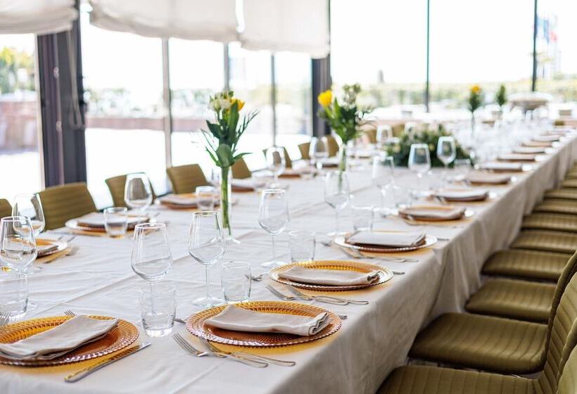 فندق Four Points By Sheraton Catania