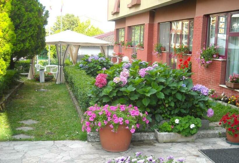 호텔 Ristorante Giardino