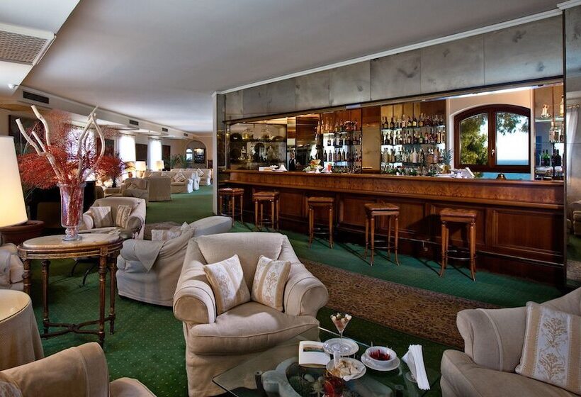 Grand Hotel Baia Verde