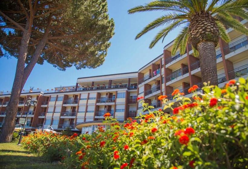 Th Capoliveri   Grand Hotel Elba International