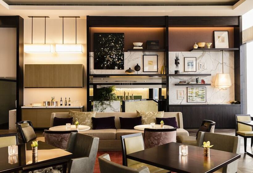 هتل Grand Hyatt Hong Kong