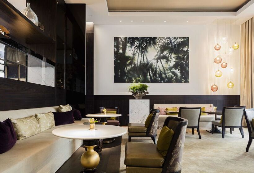 هتل Grand Hyatt Hong Kong