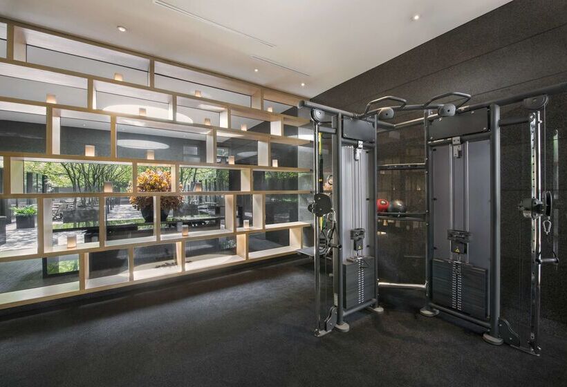 هتل Grand Hyatt Hong Kong