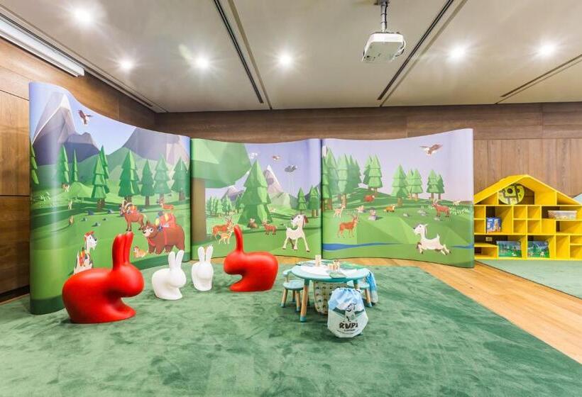 Grand Hotel Savoia Cortina D Ampezzo, A Radisson Collection