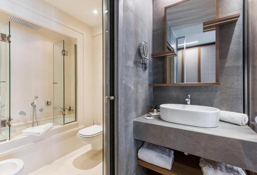 Grand Hotel Savoia Cortina D Ampezzo, A Radisson Collection